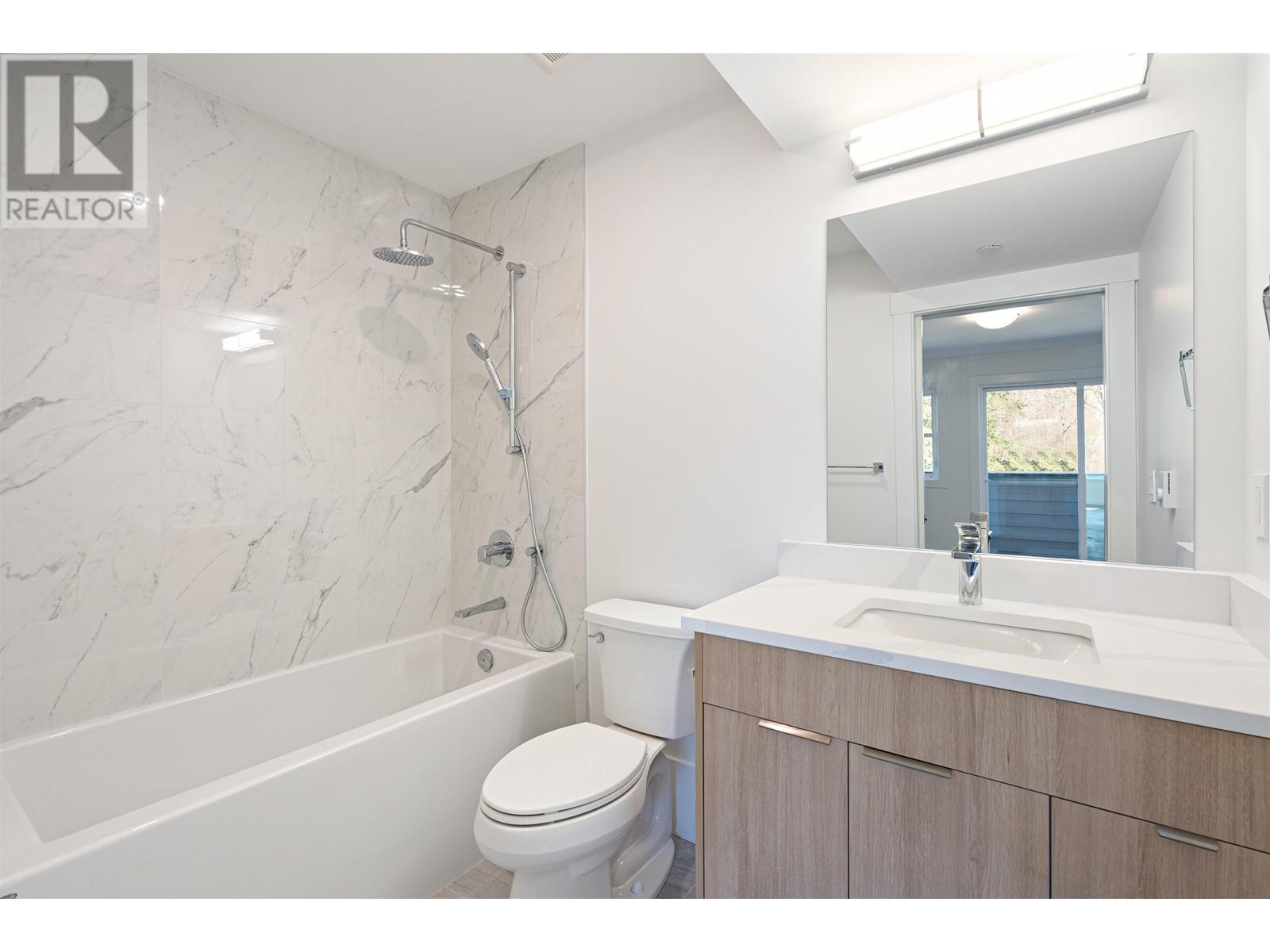 43 E 8th Avenue, New Westminster, British Columbia  V3L 4J4 - Photo 16 - R2856278