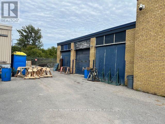 591 Liverpool Rd, Pickering, Ontario  L1W 1P9 - Photo 6 - E8120116