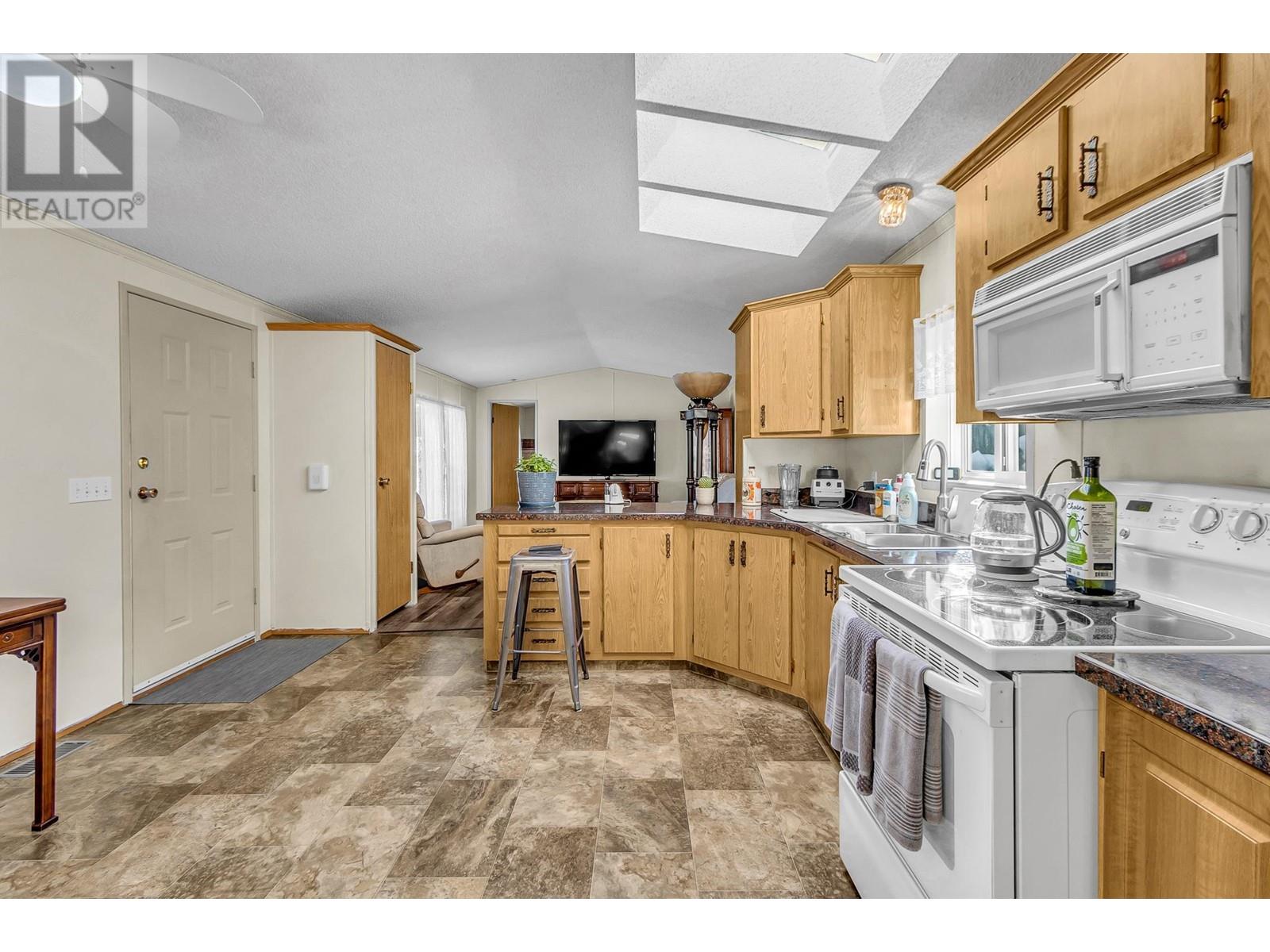69 1000 Inverness Road, Prince George, British Columbia  V2K 4V1 - Photo 10 - R2856551