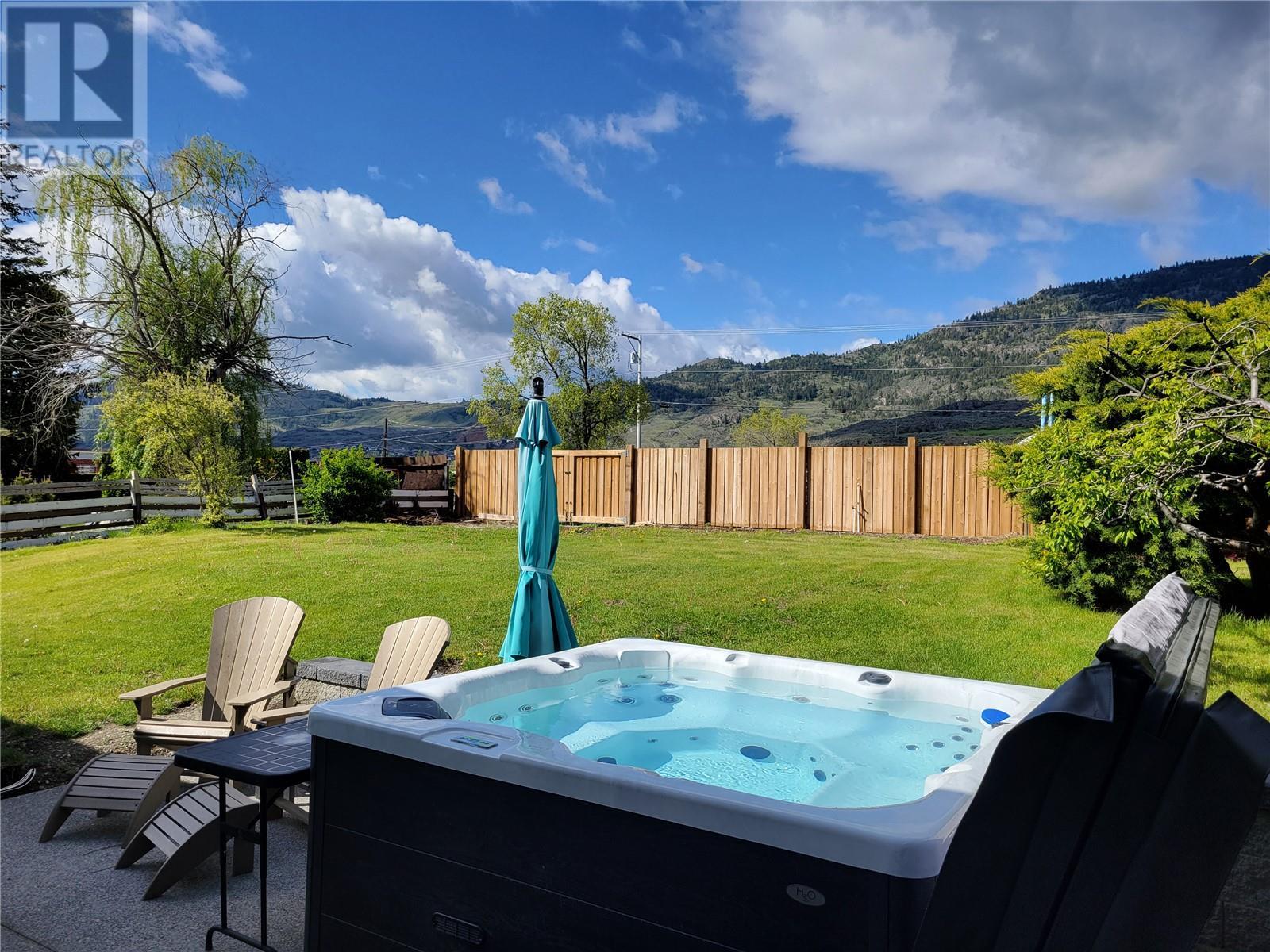 24 Finch Crescent Osoyoos Photo 10