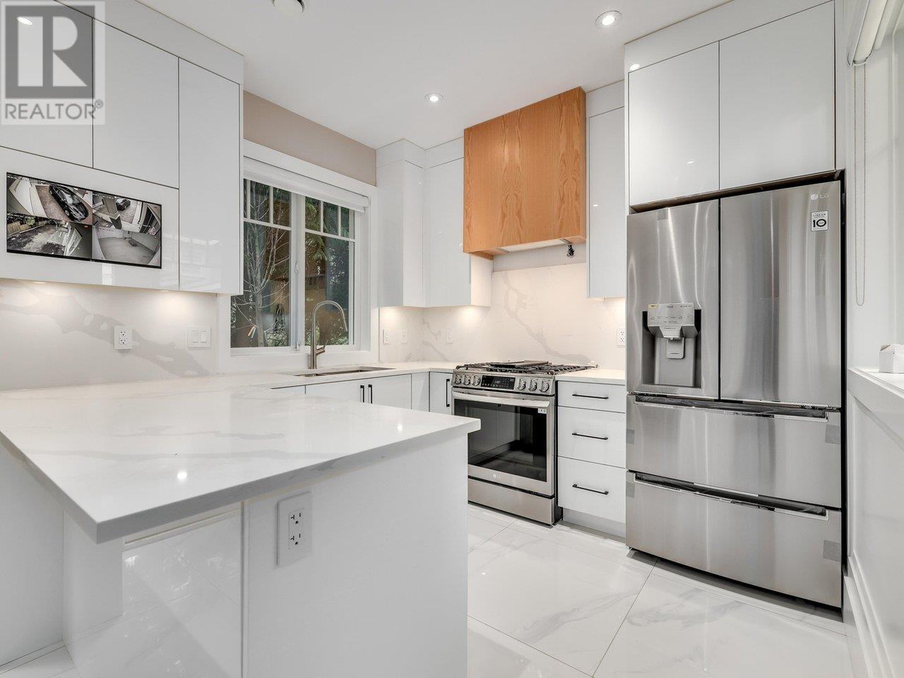 5508 Williams Road, Richmond, British Columbia  V7E 1K3 - Photo 9 - R2856620