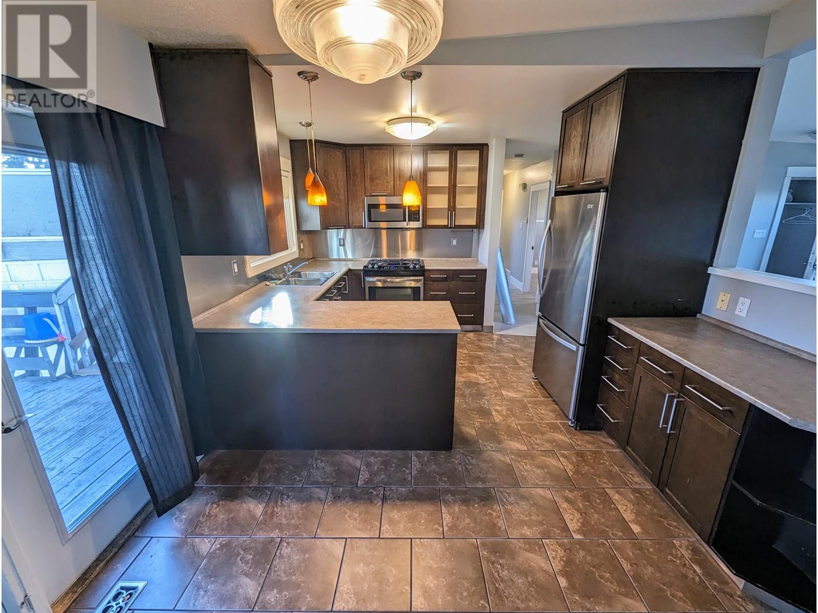 1240 E Central Street, Prince George, British Columbia  V2M 3B9 - Photo 4 - R2856595