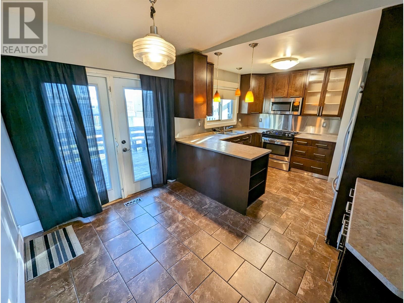 1240 E Central Street, Prince George, British Columbia  V2M 3B9 - Photo 5 - R2856595