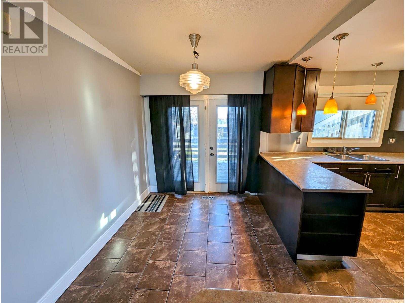1240 E Central Street, Prince George, British Columbia  V2M 3B9 - Photo 6 - R2856595