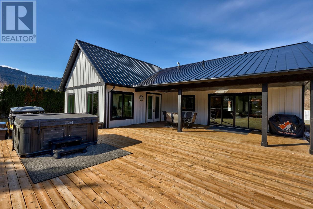 1550 WILLIAMS CRES, merritt, British Columbia