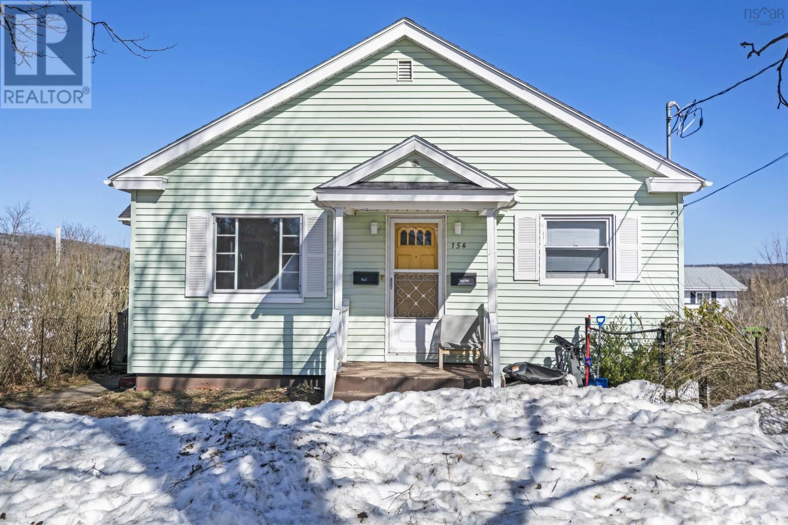 154 Hawthorne Street, Antigonish, Nova Scotia  B2G 1B1 - Photo 1 - 202404058