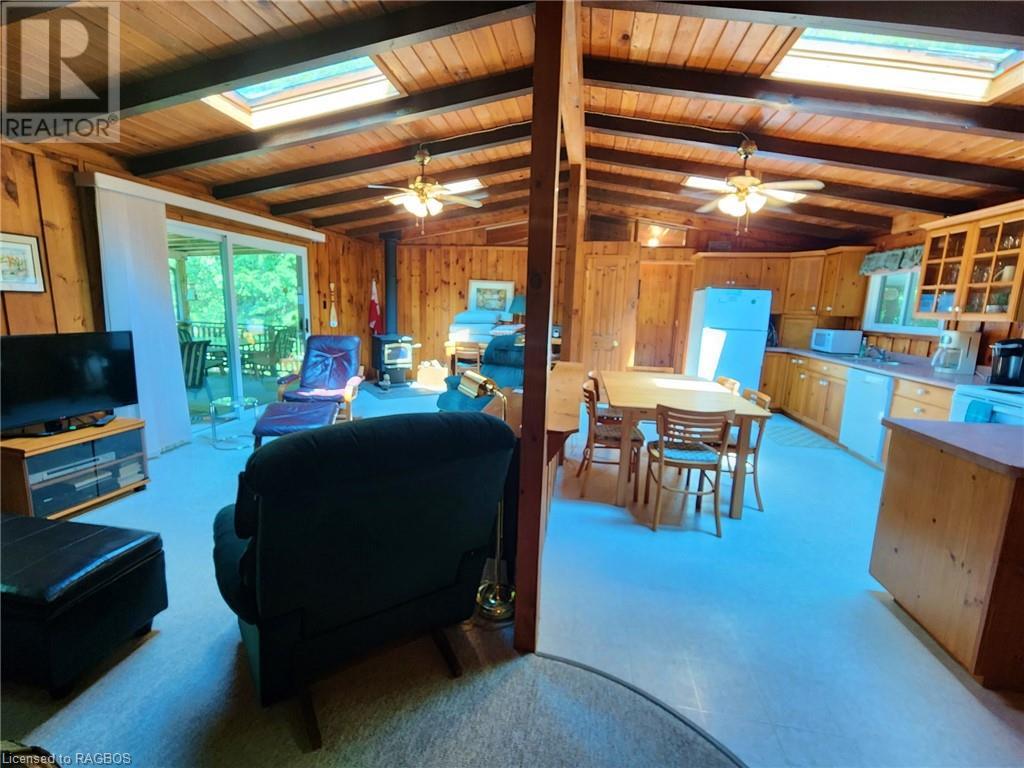 149 Huron Road, Point Clark, Ontario  N2Z 2X3 - Photo 10 - 40549385