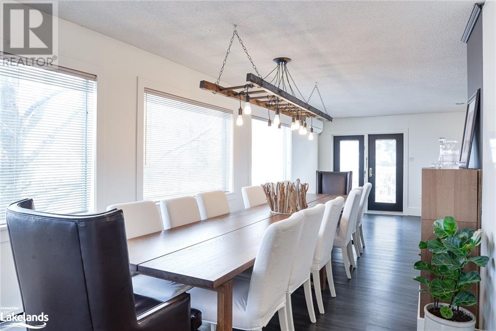 811 BAY Street, gravenhurst, Ontario