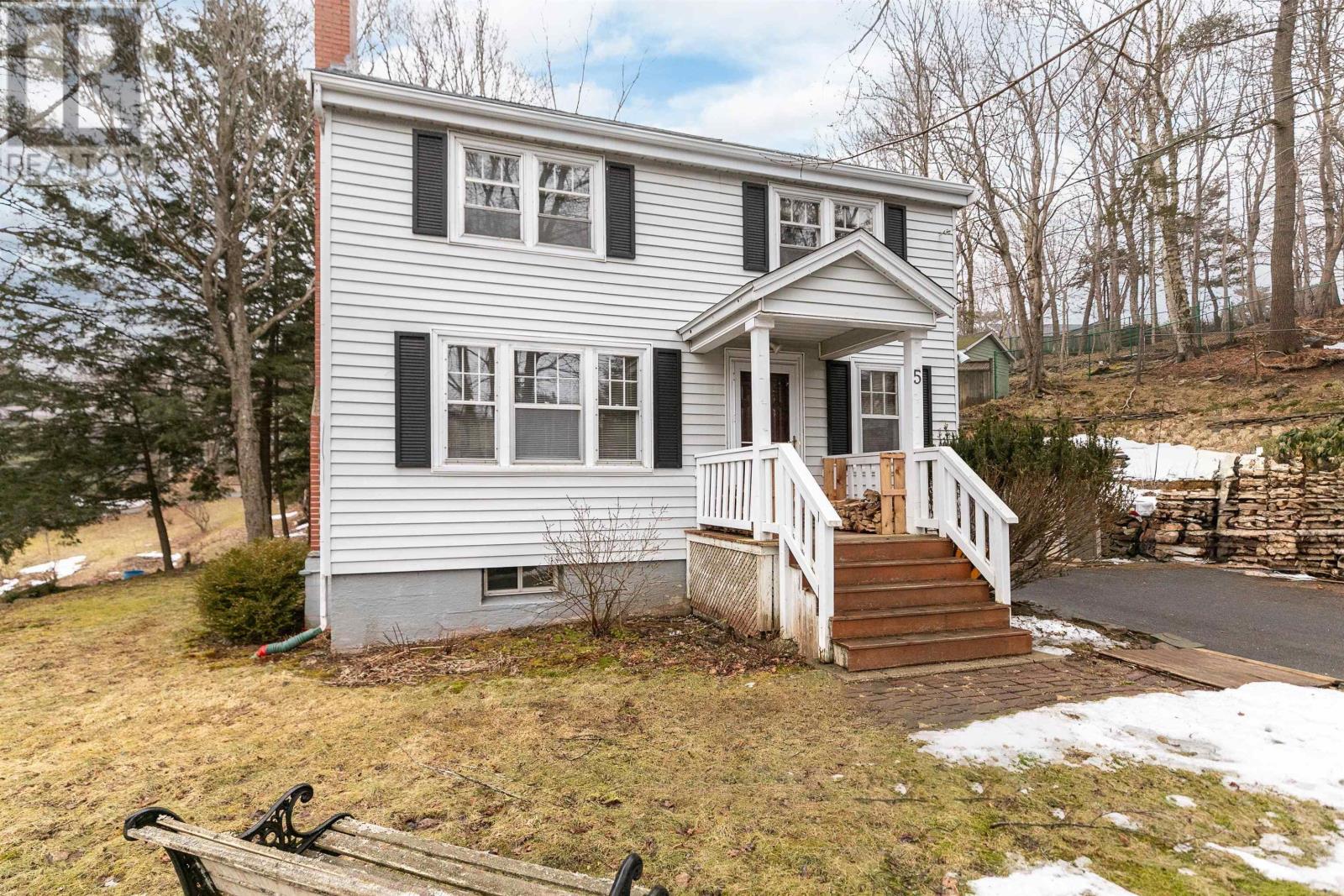 5 Birches Drive, Halifax, Nova Scotia  B3N 1N1 - Photo 2 - 202404078