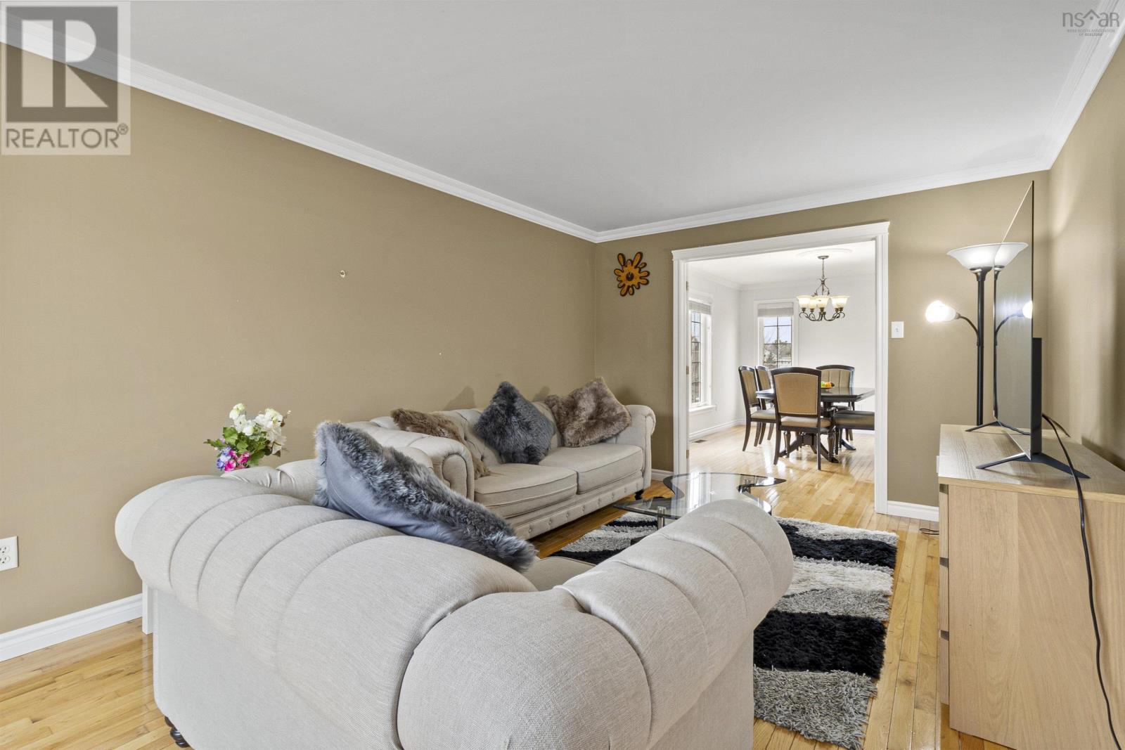114 Lexington Avenue, Dartmouth, Nova Scotia  B2X 3T6 - Photo 3 - 202404101