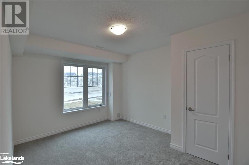 201 Village Gate Drive, Wasaga Beach, Ontario  L9Z 2X2 - Photo 4 - 40544755