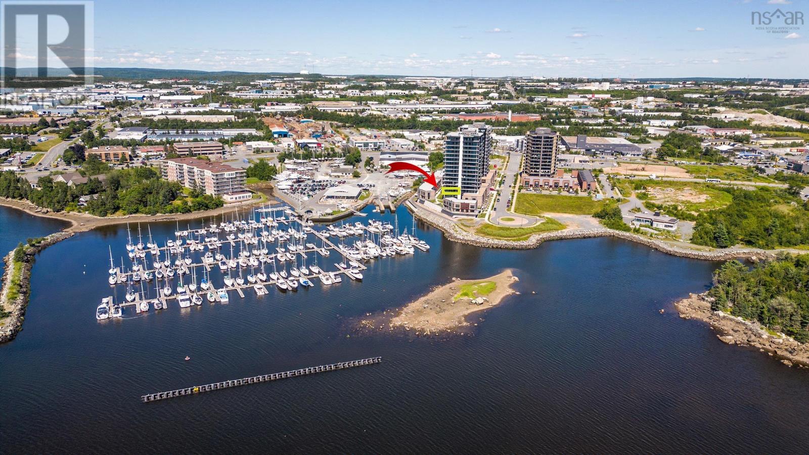 302 72 Seapoint Road, Dartmouth, Nova Scotia  B3B 1B7 - Photo 1 - 202404079