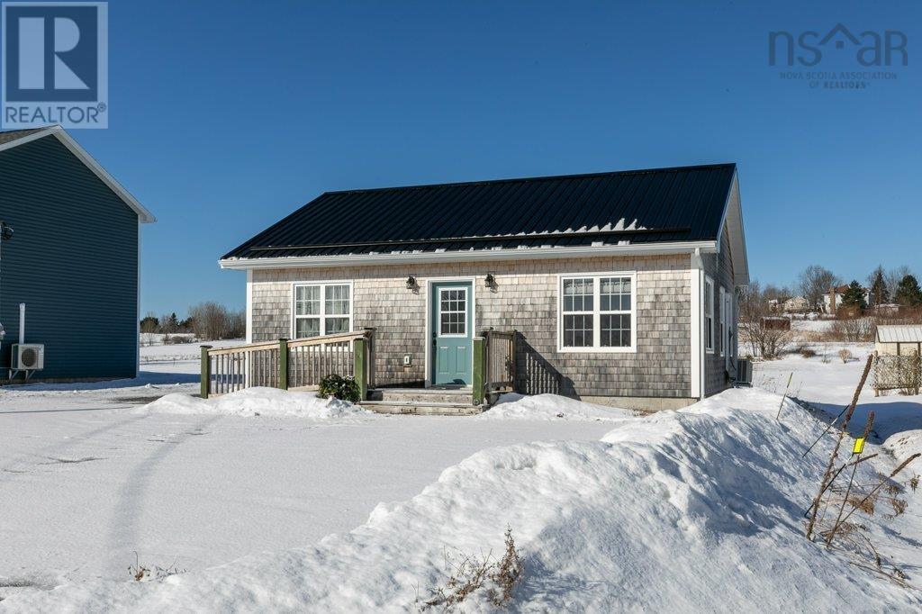 194 Dyke Road, Falmouth, Nova Scotia  B0P 1P0 - Photo 2 - 202404106