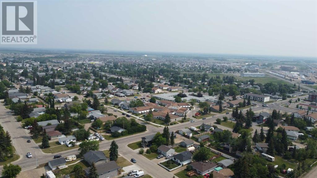 9605 Hillcrest Drive, Grande Prairie, Alberta  T8V 1A6 - Photo 22 - A2100844