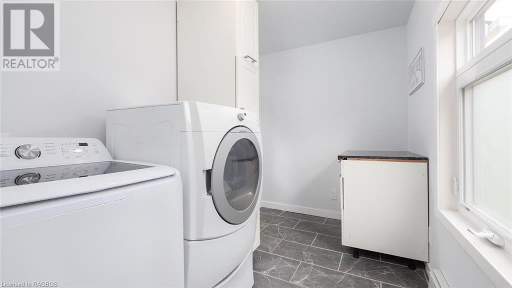 929 16th Street W, Georgian Bluffs, Ontario  N4K 6V5 - Photo 14 - 40549452