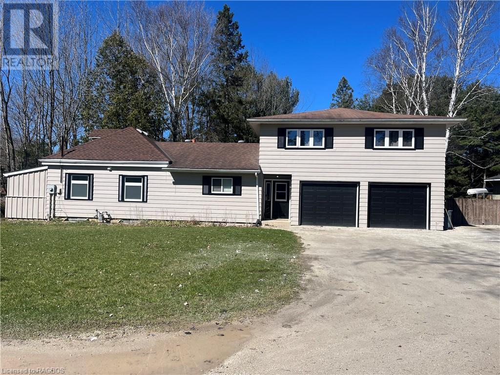 929 16th Street W, Georgian Bluffs, Ontario  N4K 6V5 - Photo 2 - 40549452