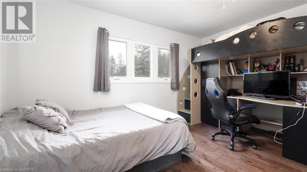 929 16th Street W, Georgian Bluffs, Ontario  N4K 6V5 - Photo 21 - 40549452