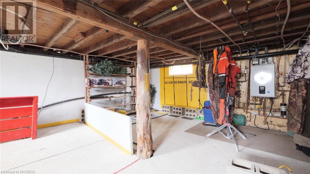 929 16th Street W, Georgian Bluffs, Ontario  N4K 6V5 - Photo 23 - 40549452