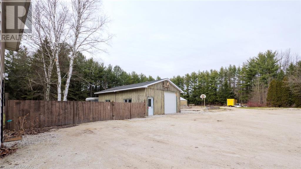 929 16th Street W, Georgian Bluffs, Ontario  N4K 6V5 - Photo 24 - 40549452