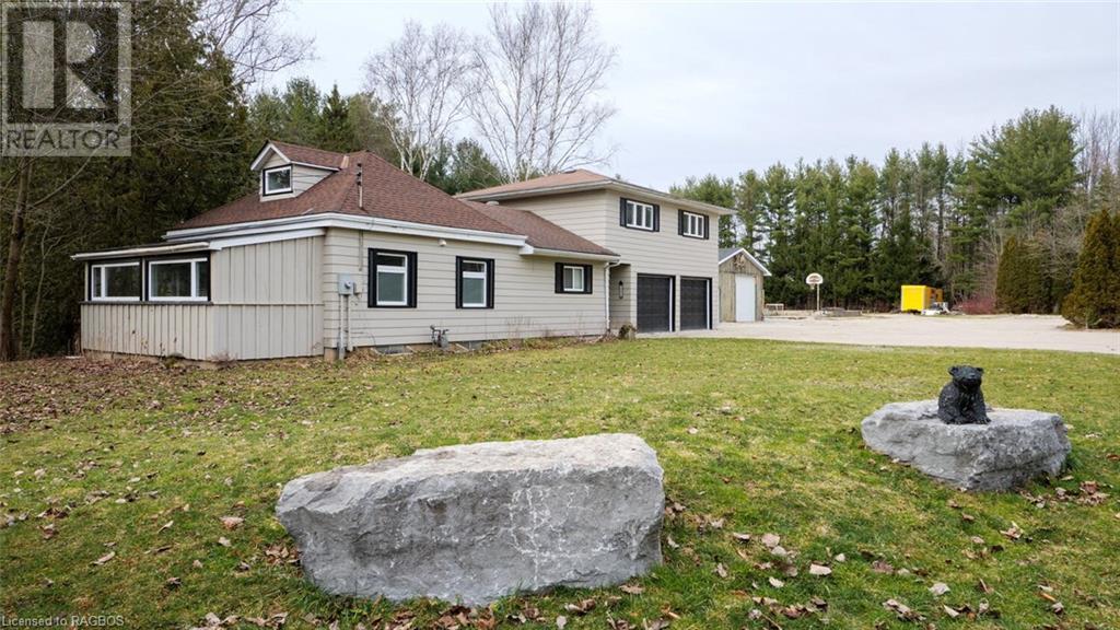 929 16th Street W, Georgian Bluffs, Ontario  N4K 6V5 - Photo 3 - 40549452