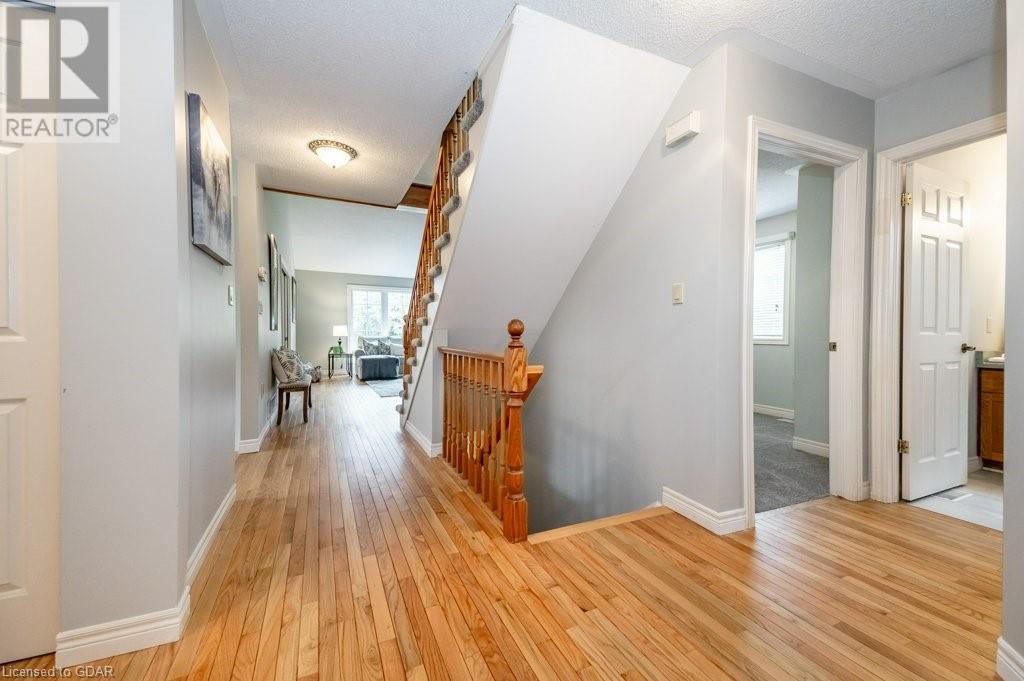 5 Wild Rose Court, Guelph, Ontario  N1G 4X7 - Photo 9 - 40550020