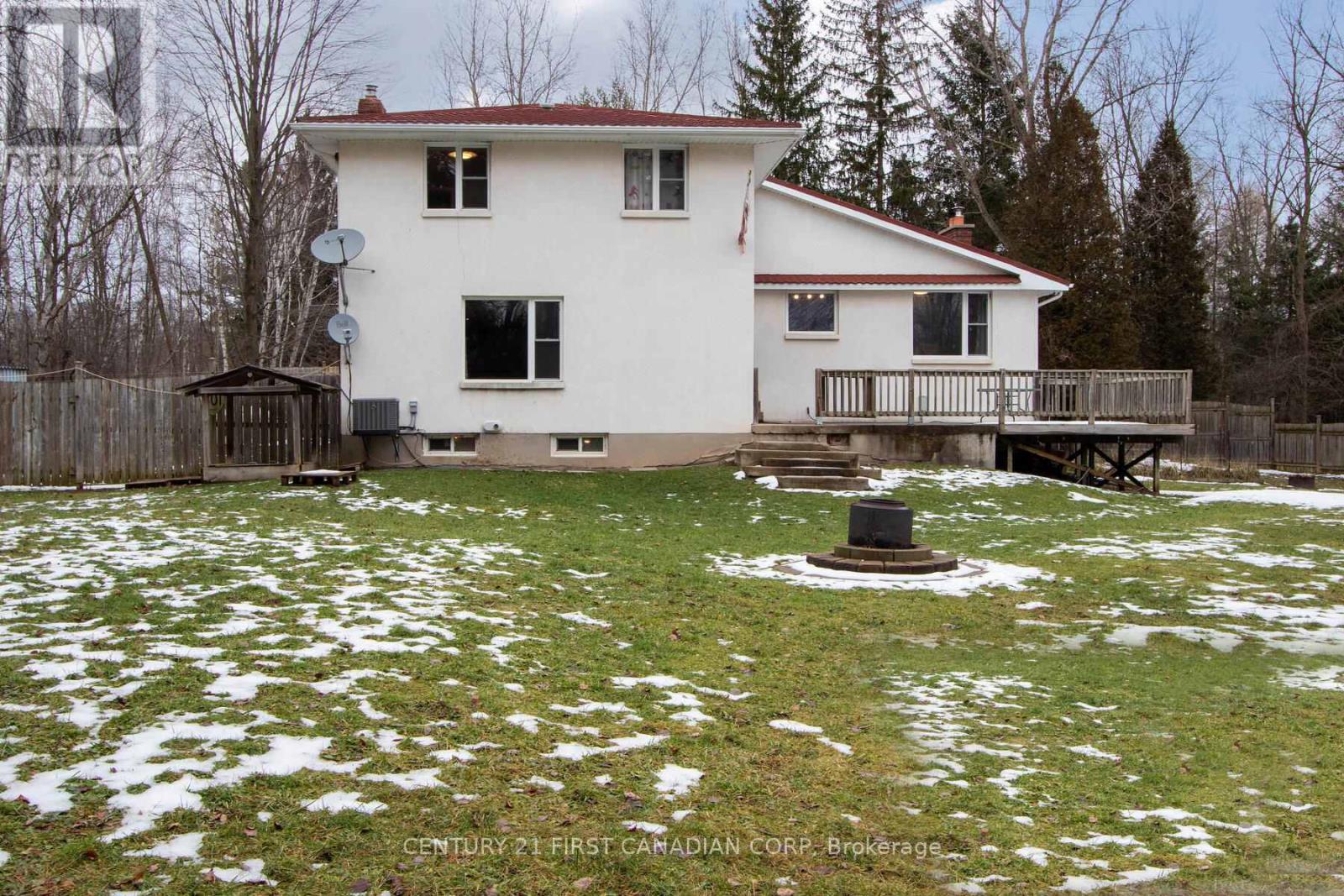 1835 Mark Settlement Dr, North Middlesex, Ontario  N0M 2K0 - Photo 28 - X8121676
