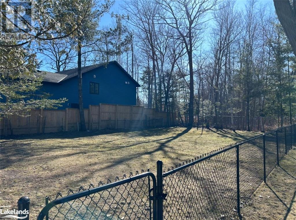 Part 2 & 3 Nancy Street, Wasaga Beach, Ontario  L9Z 2K5 - Photo 1 - 40550455