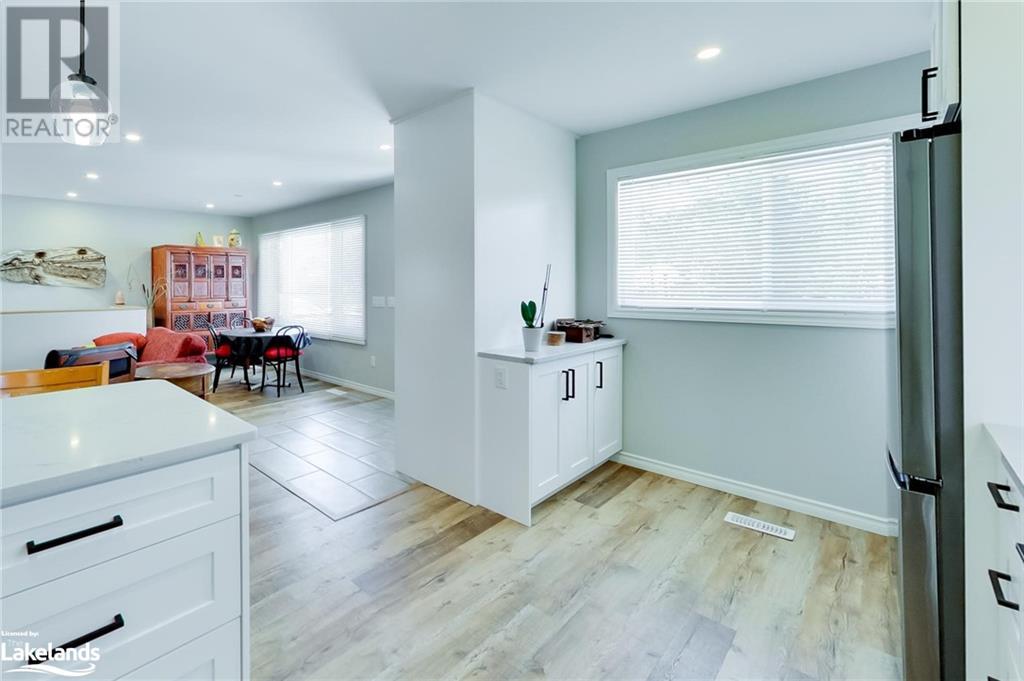 25 70th Street N, Wasaga Beach, Ontario  L9Z 1T6 - Photo 25 - 40549239