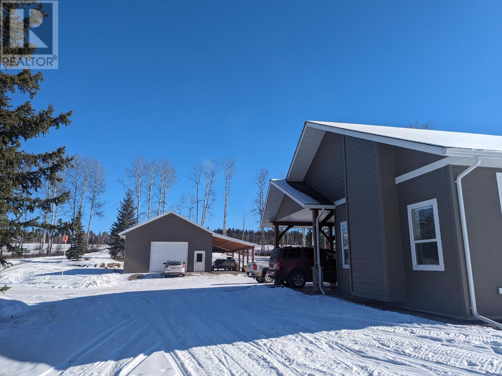 2635 Newens Road, Smithers, British Columbia  V0J 2N6 - Photo 3 - R2855251