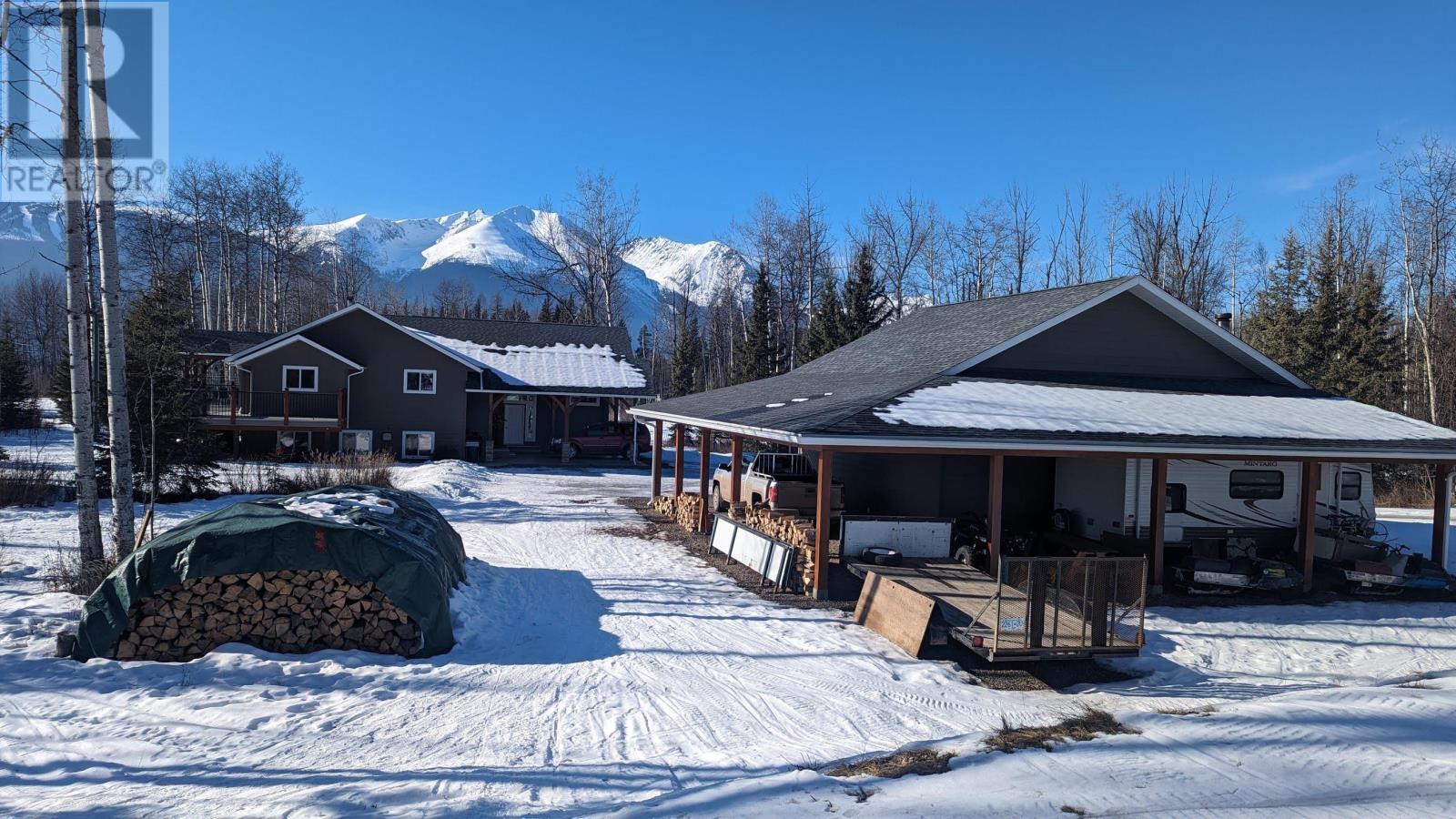 2635 Newens Road, Smithers, British Columbia  V0J 2N6 - Photo 35 - R2855251