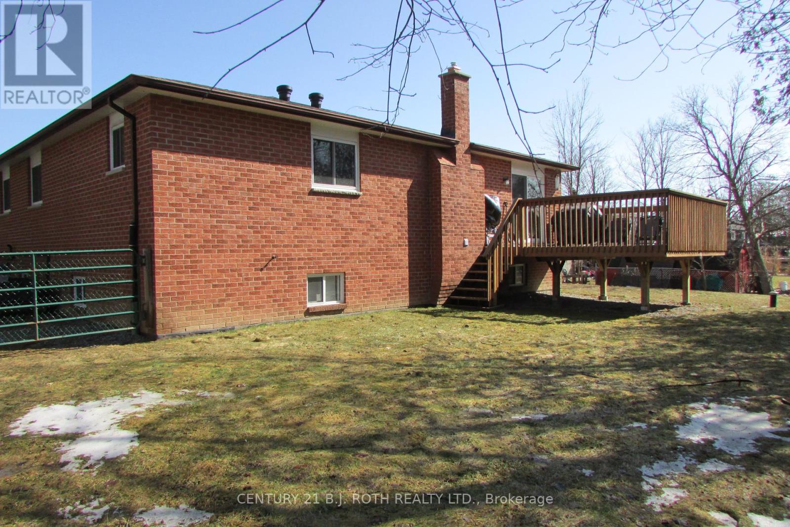 4 Campbell Ave, Oro-Medonte, Ontario  L0L 1T0 - Photo 4 - S8118152