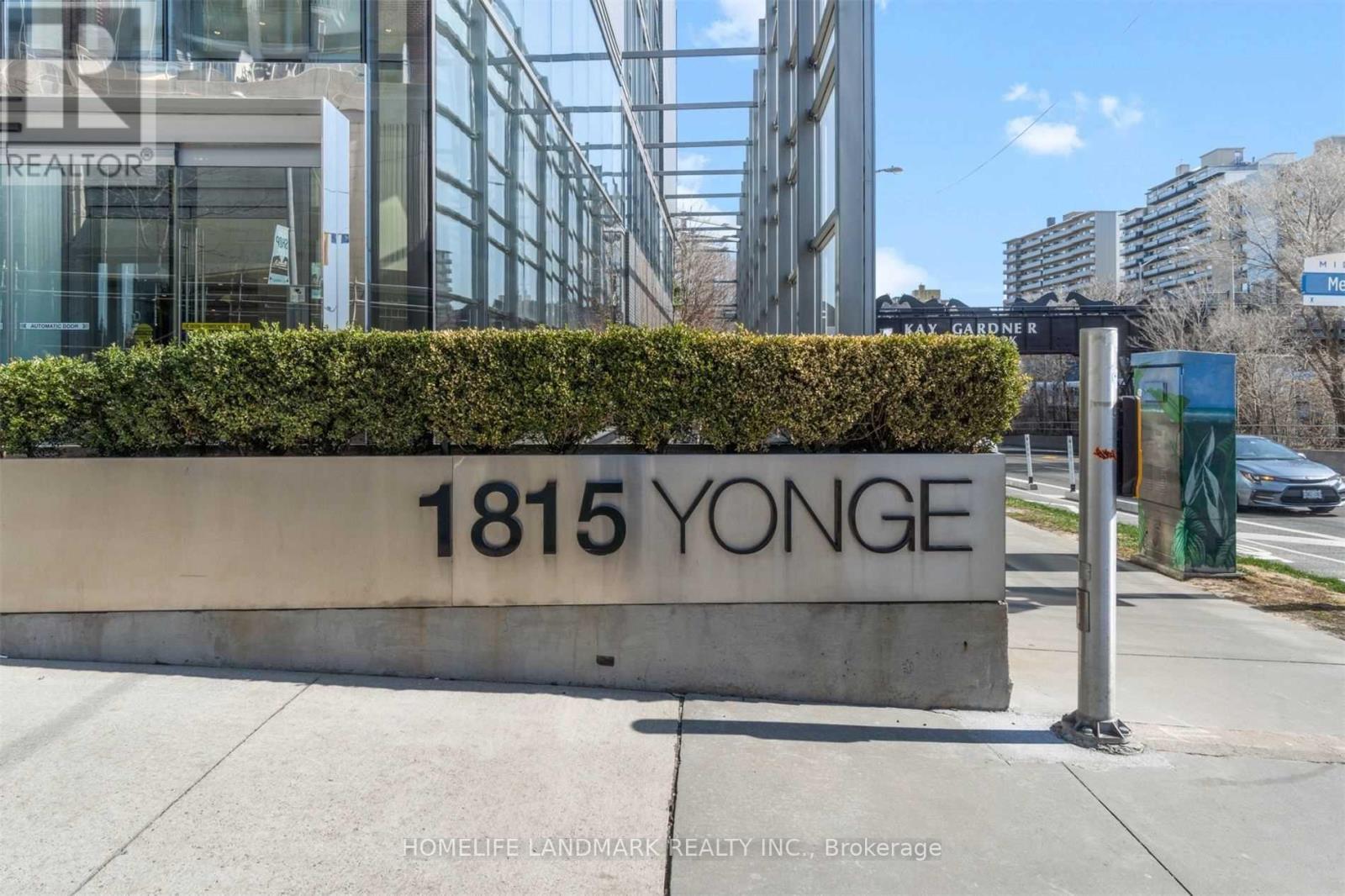 #1007 -1815 Yonge St, Toronto, Ontario  M4T 2A4 - Photo 2 - C8122418