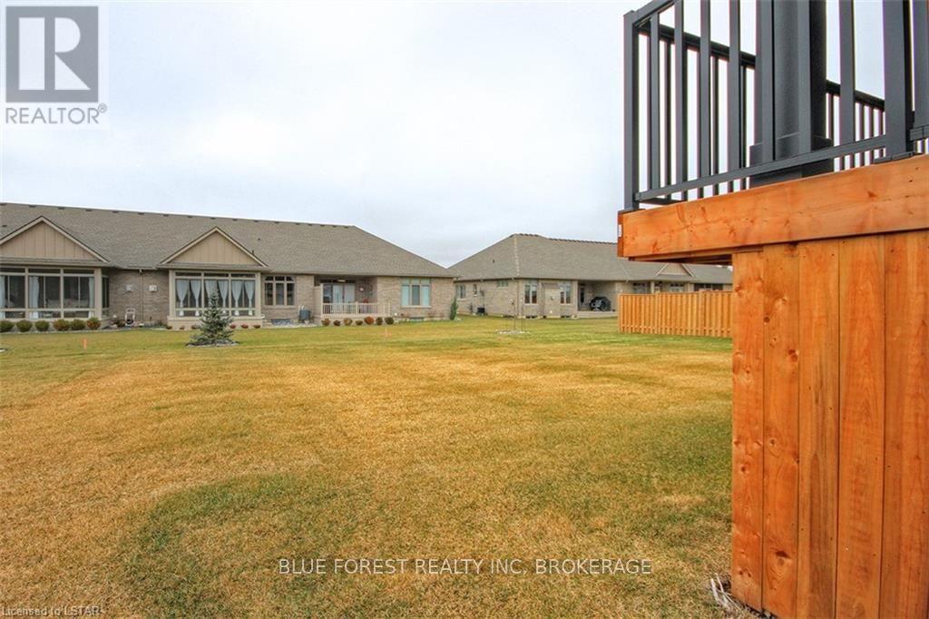 149 Hennessy St St, Lambton Shores, Ontario  N0N 1J0 - Photo 30 - X8122266