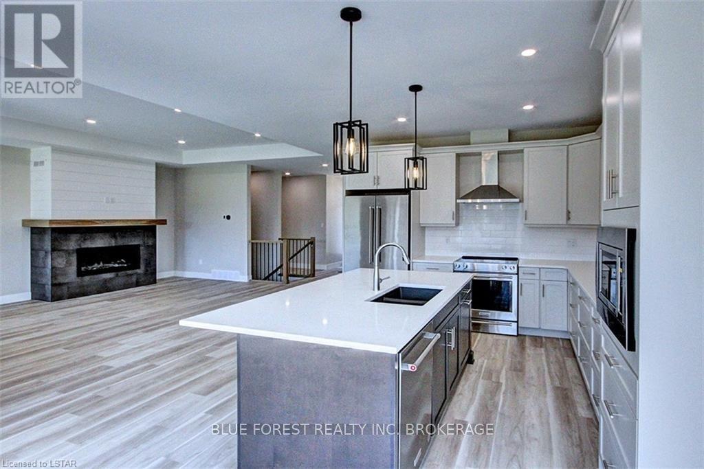 6731 Shaker Lane, Plympton-Wyoming, Ontario  N0N 1E0 - Photo 16 - X8122336