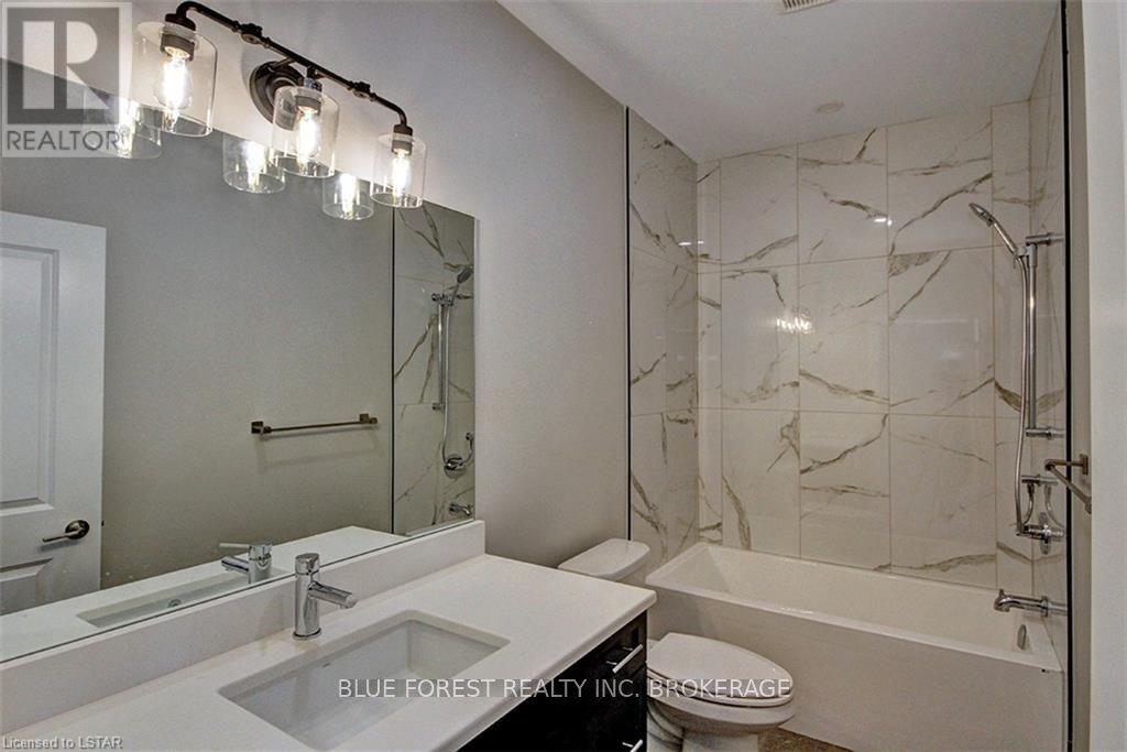 3584 Britt Blvd, Plympton-Wyoming, Ontario  N0N 1E0 - Photo 23 - X8122378