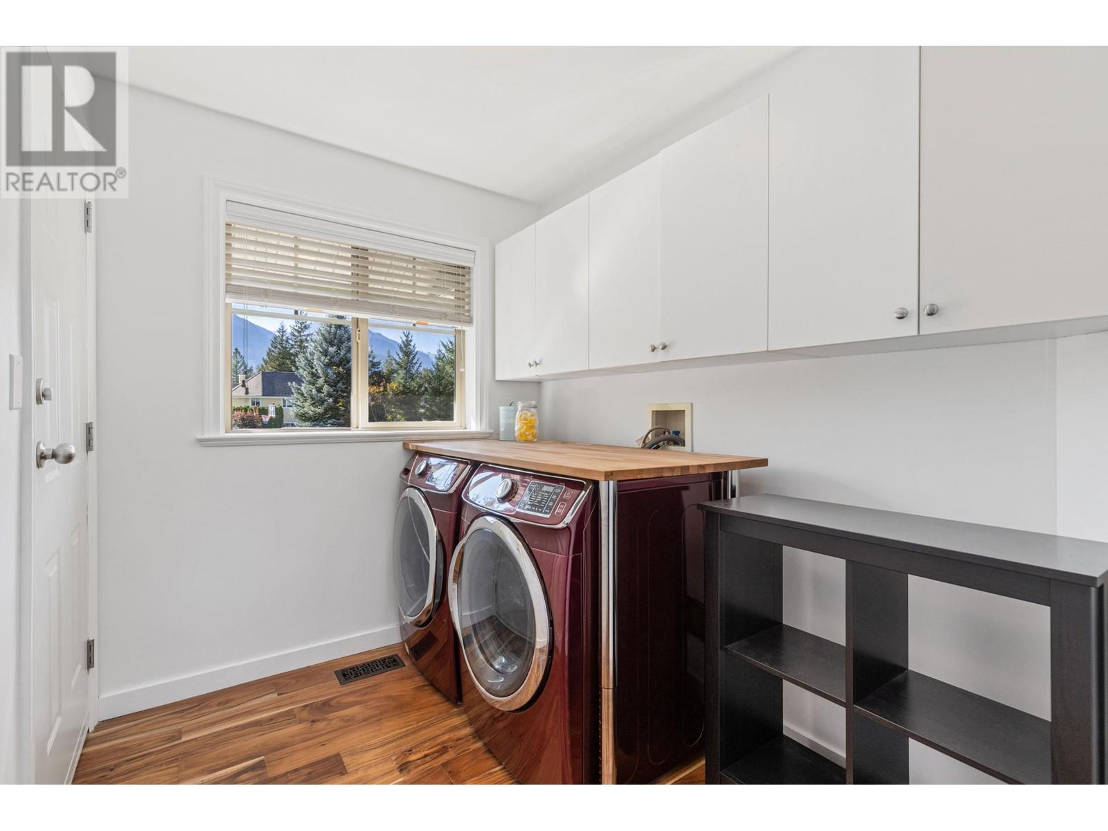 1731 Pinewood Drive, Pemberton, British Columbia  V0N 2L3 - Photo 25 - R2856796
