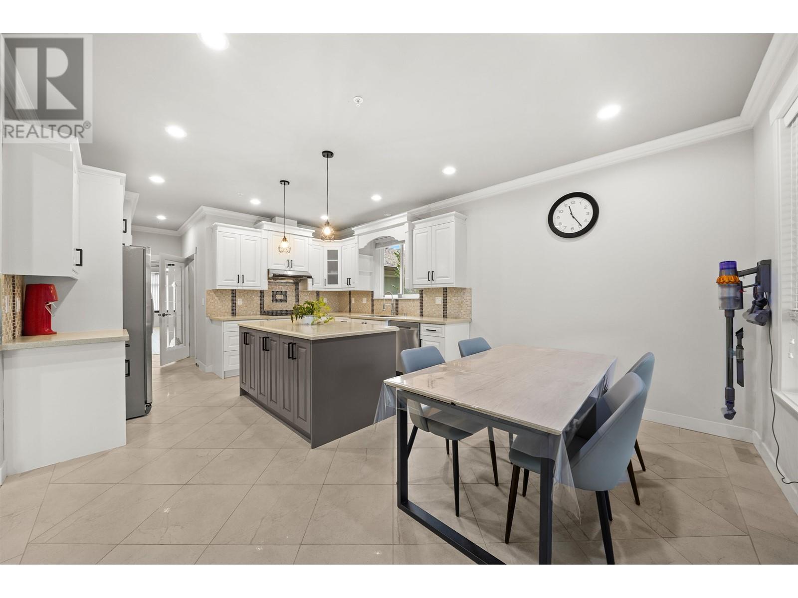 1768 Laurier Avenue, Port Coquitlam, British Columbia  V3B 2C4 - Photo 11 - R2856824