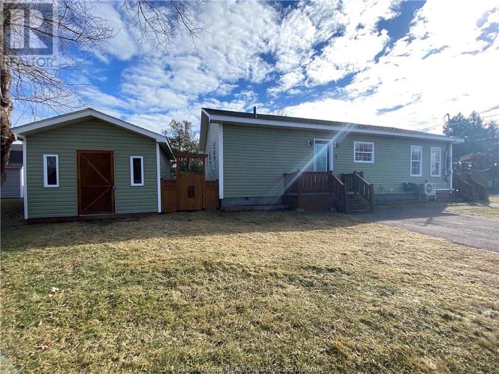 3 Brydges St, Pointe Du Chene, New Brunswick  E4P 3X6 - Photo 1 - M157809