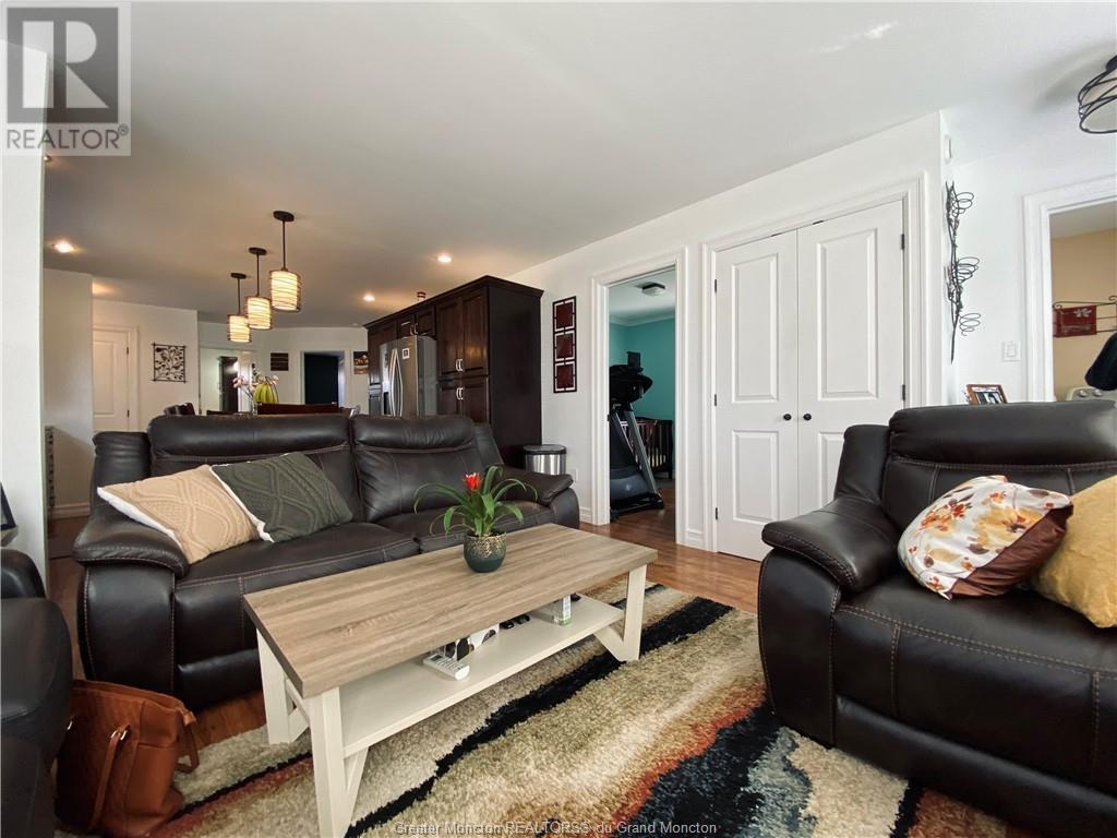 3 Brydges St, Pointe Du Chene, New Brunswick  E4P 3X6 - Photo 17 - M157809