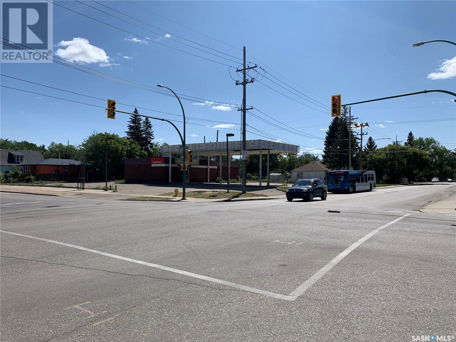 239 W Avenue S, Saskatoon, Saskatchewan  S7M 3G2 - Photo 15 - SK961533