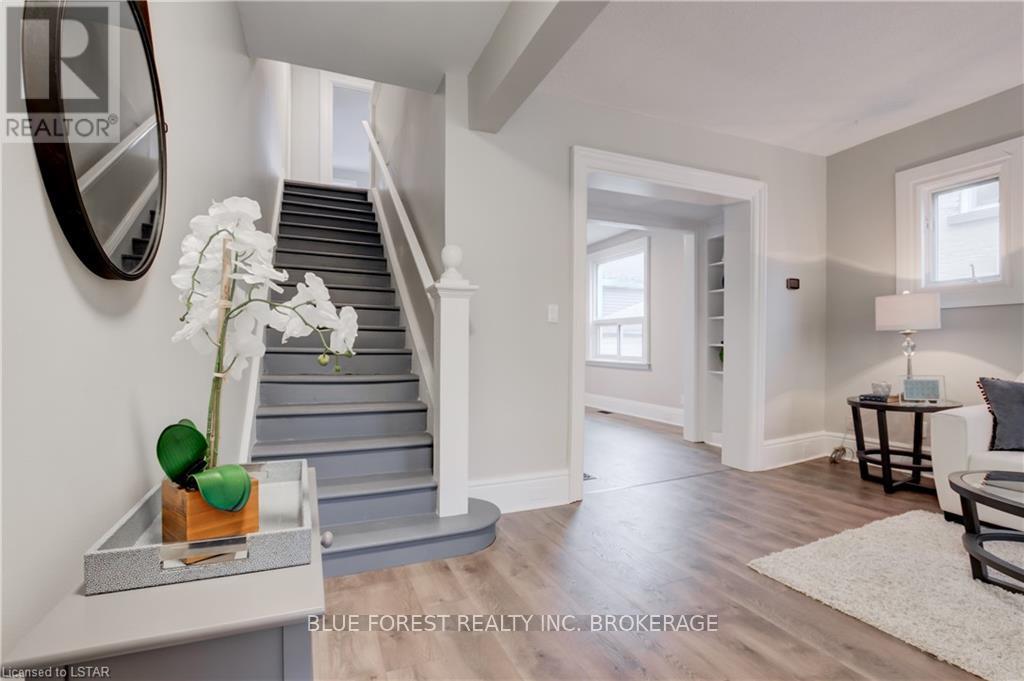 57 Scott St, St. Thomas, Ontario  N5P 1K7 - Photo 6 - X8123236