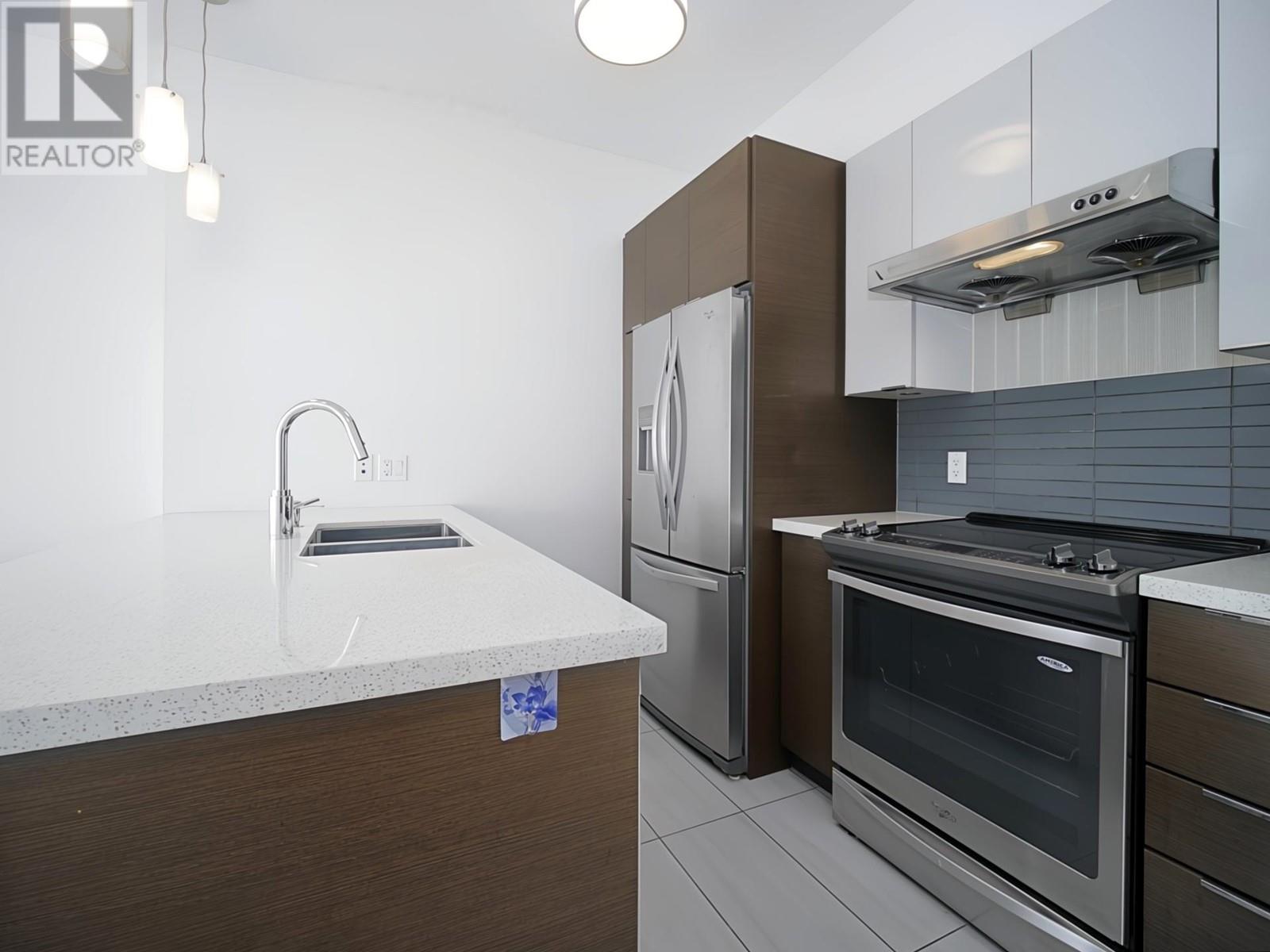 312 7727 Royal Oak Avenue, Burnaby, British Columbia  V5J 4K2 - Photo 7 - R2856866