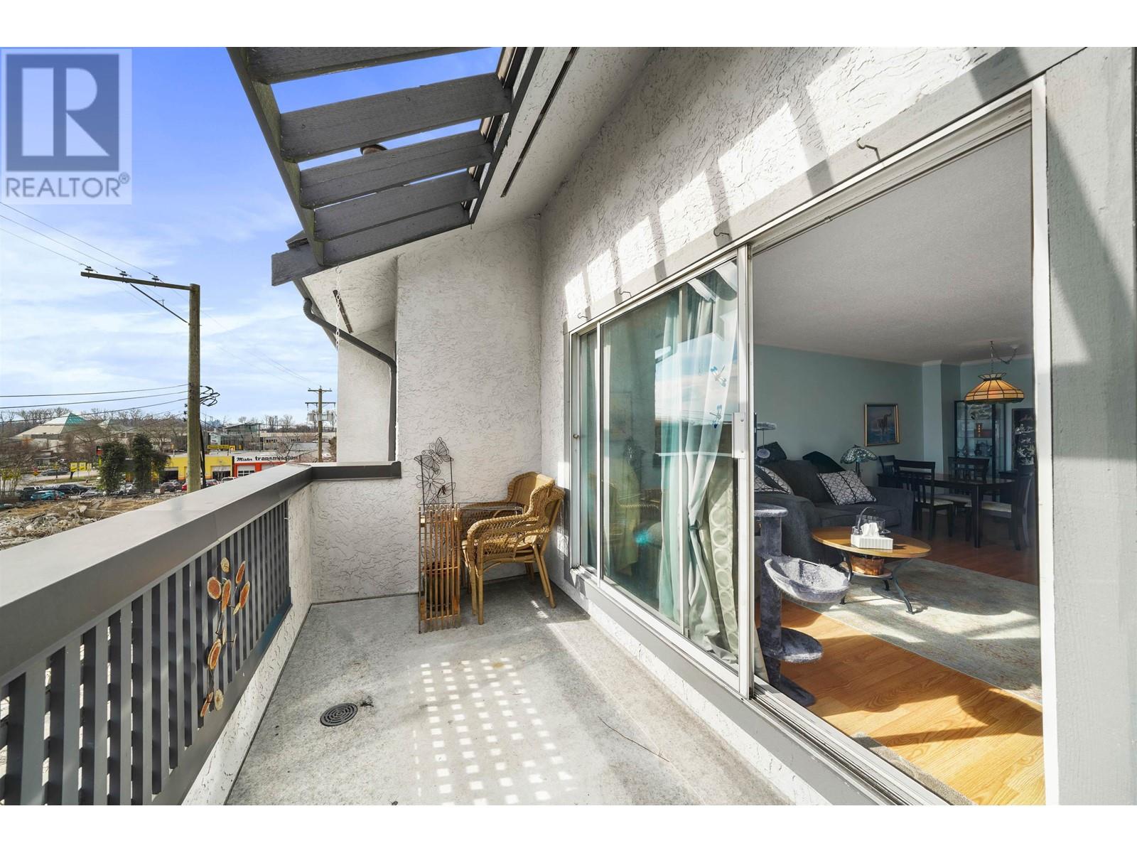 309 809 W 16th Street, North Vancouver, British Columbia  V7P 1R2 - Photo 9 - R2856879
