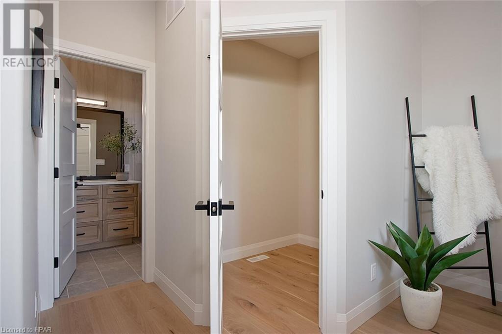 73590 Irene Crescent, Zurich, Ontario  N0M 2T0 - Photo 28 - 40548777