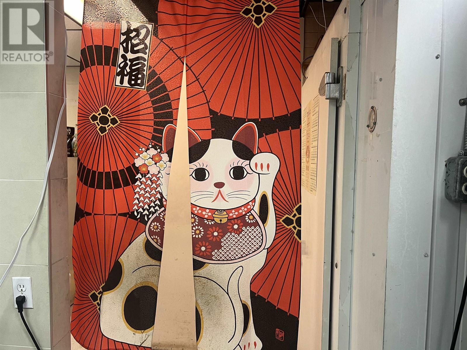 Listing Picture 20 of 26 : B4 5728 UNIVERSITY BOULEVARD, Vancouver / 溫哥華 - 魯藝地產 Yvonne Lu Group - MLS Medallion Club Member