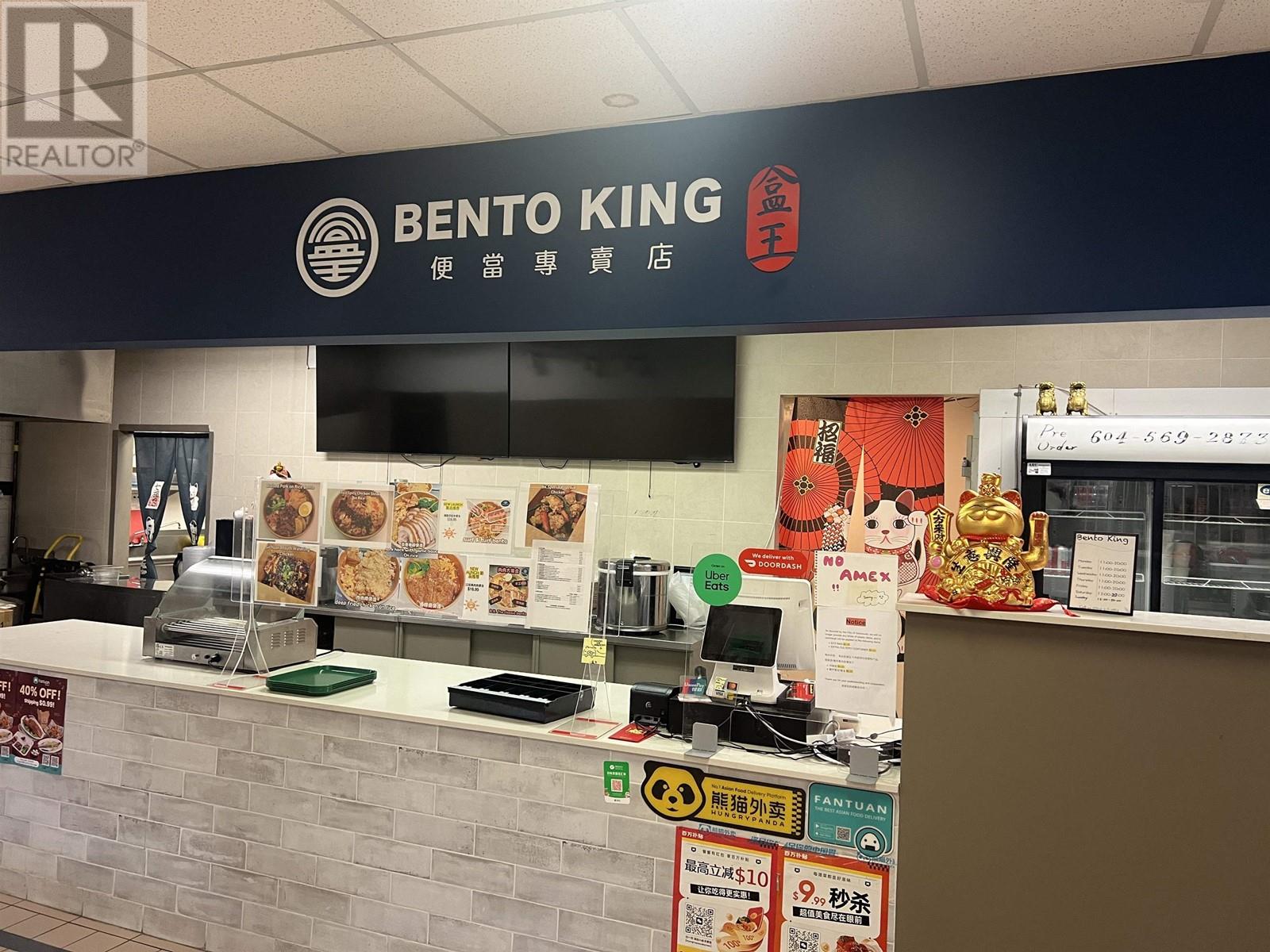 Listing Picture 5 of 26 : B4 5728 UNIVERSITY BOULEVARD, Vancouver / 溫哥華 - 魯藝地產 Yvonne Lu Group - MLS Medallion Club Member