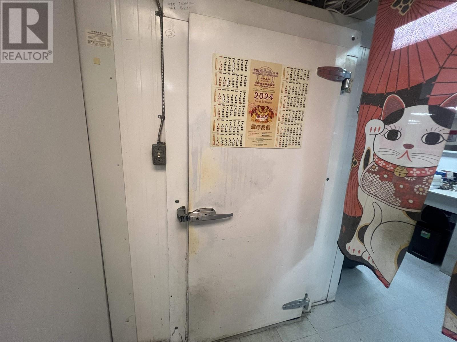 Listing Picture 19 of 26 : B4 5728 UNIVERSITY BOULEVARD, Vancouver / 溫哥華 - 魯藝地產 Yvonne Lu Group - MLS Medallion Club Member