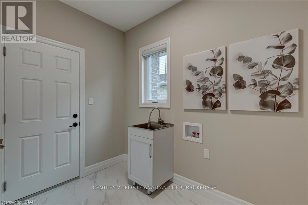 14 Woodmere Path, Middlesex Centre, Ontario  N0M 1A0 - Photo 15 - X8123862