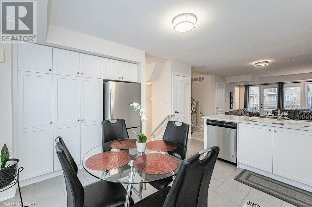 124 Watson Parkway N Unit# 10, Guelph, Ontario  N1E 0P6 - Photo 12 - 40539822