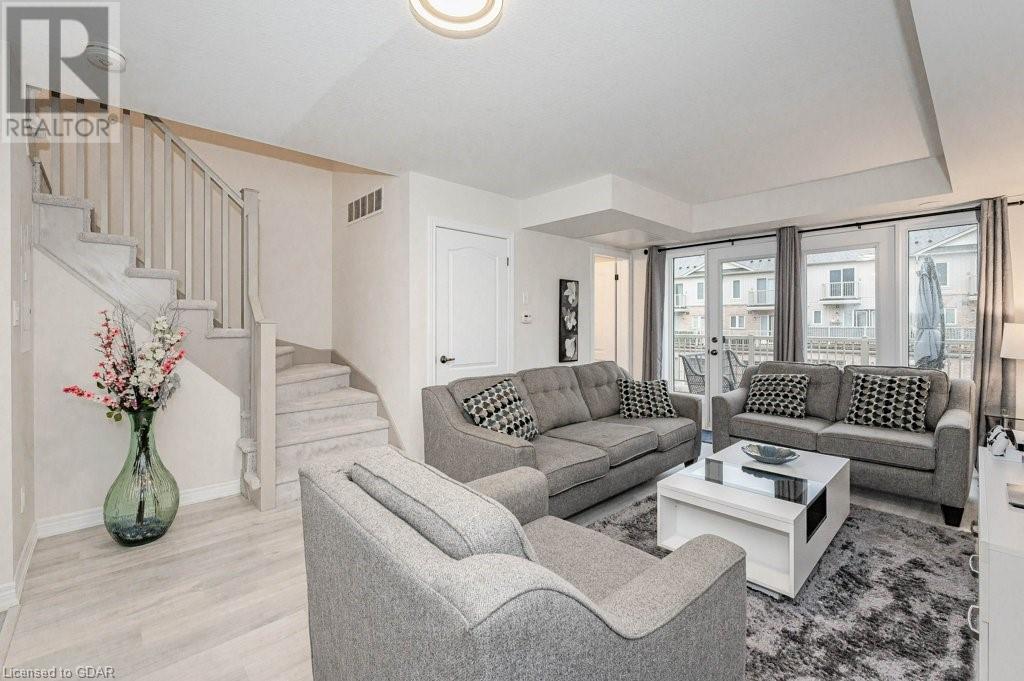 124 Watson Parkway N Unit# 10, Guelph, Ontario  N1E 0P6 - Photo 4 - 40539822